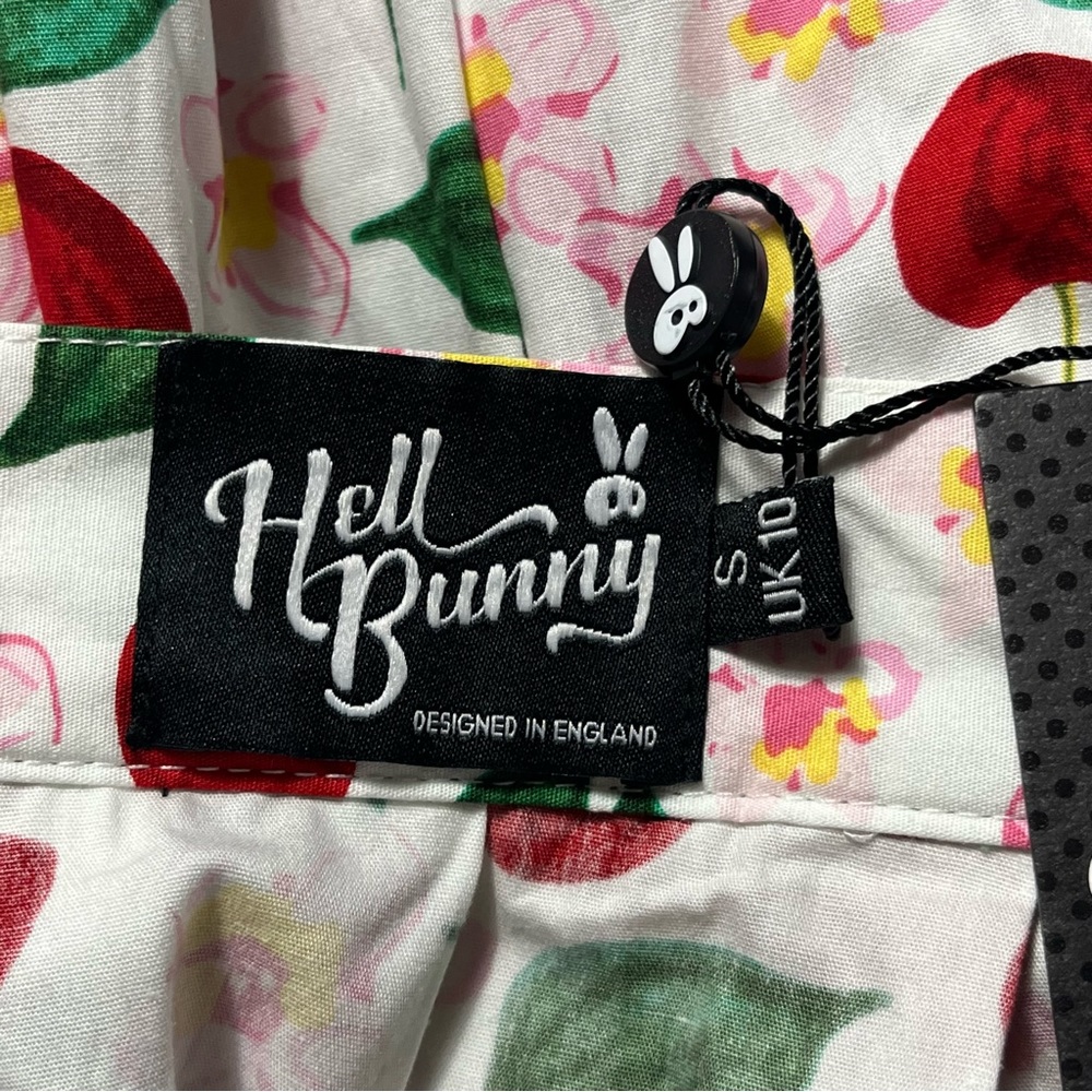 NWT Hell Bunny Yvette Cherries 50s Skirt Women’s Size S - Picture 5 of 7